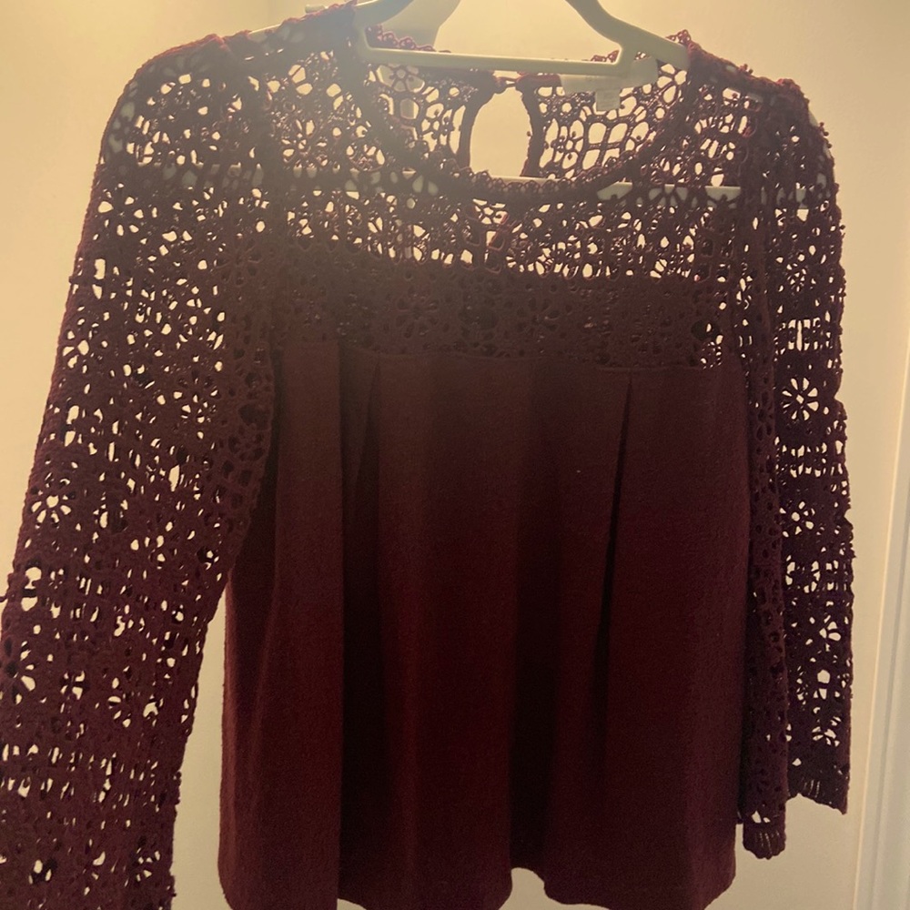 Eri and Ali XS Maroon Blouse